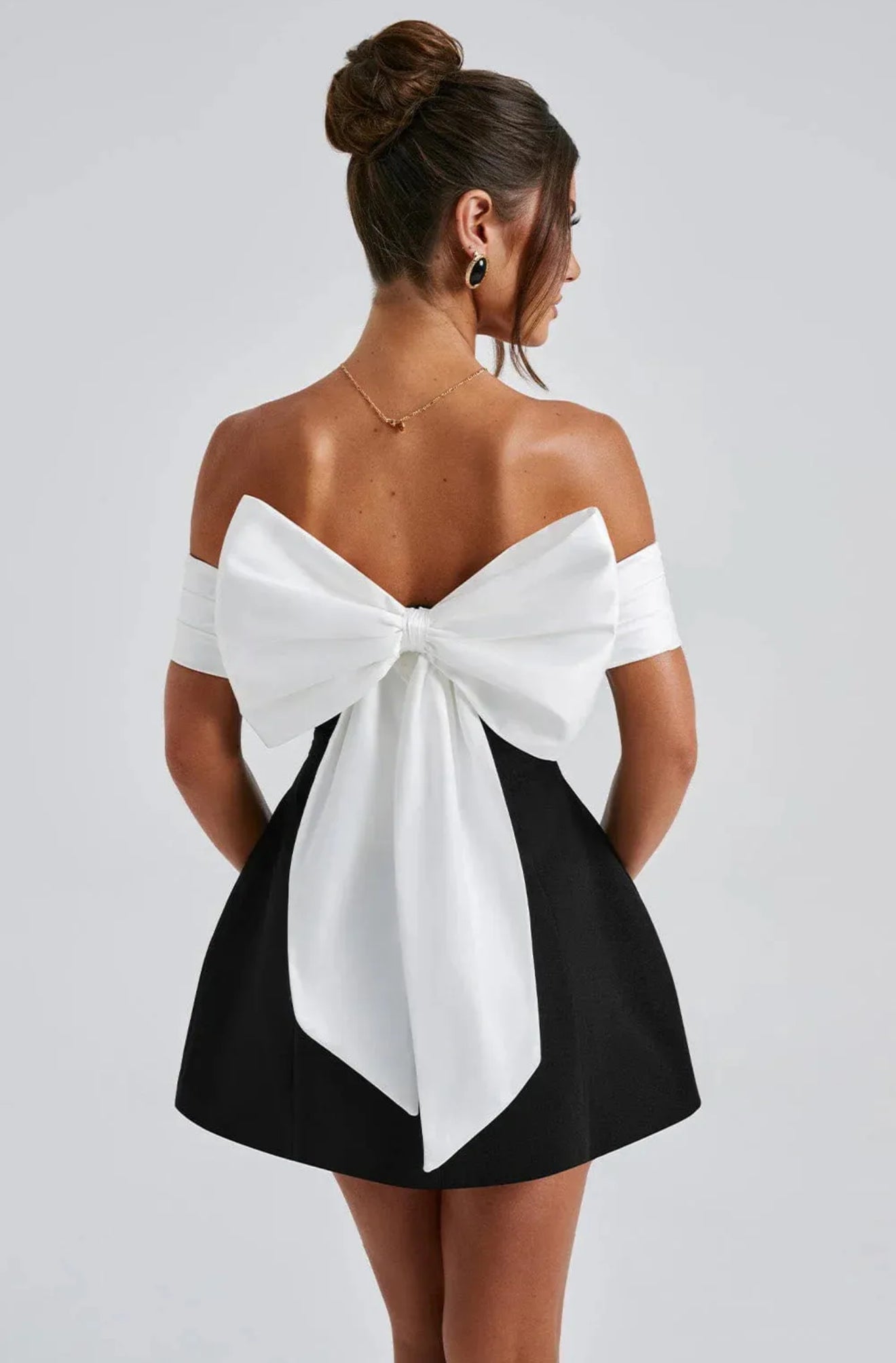 Chic Bow-Tie Neckline Dress