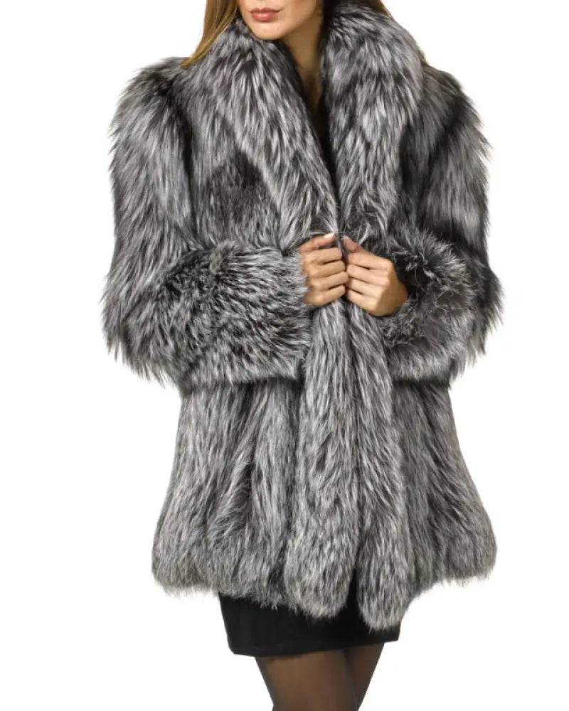 Luxurious Fox Fur Collared Coat for Women