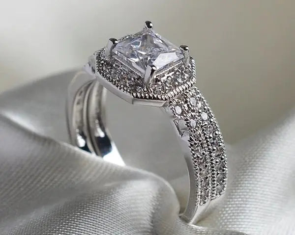 Elegant Moissanite Ring Set