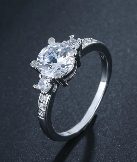 Elegant White Zircon Designer Ring